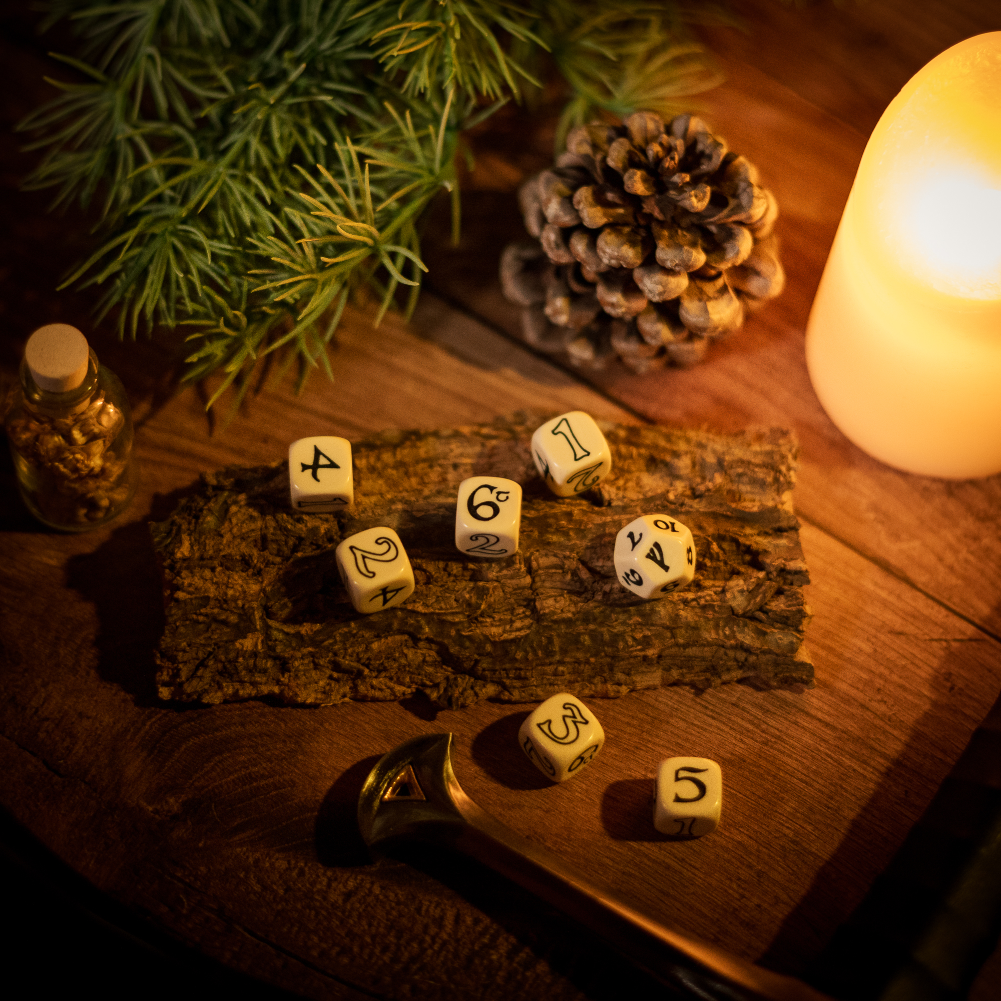 L'Unico Anello - Cofanetto Gioco di Ruolo con Manuali Base + Set di Dadi Esclusivo