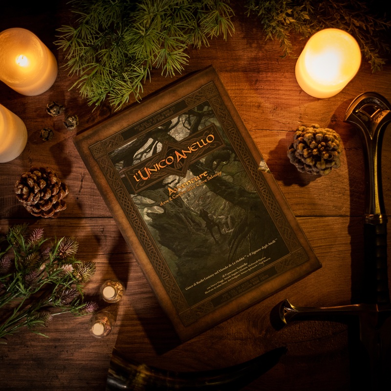 L'Unico Anello - Cofanetto GDR con Manuali + Set Dadi Esclusivo