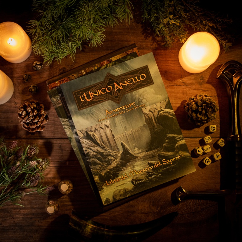 L'Unico Anello - Cofanetto GDR con Manuali + Set Dadi Esclusivo